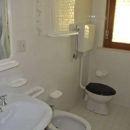 Bright Flat With Terrace Διαμέρισμα